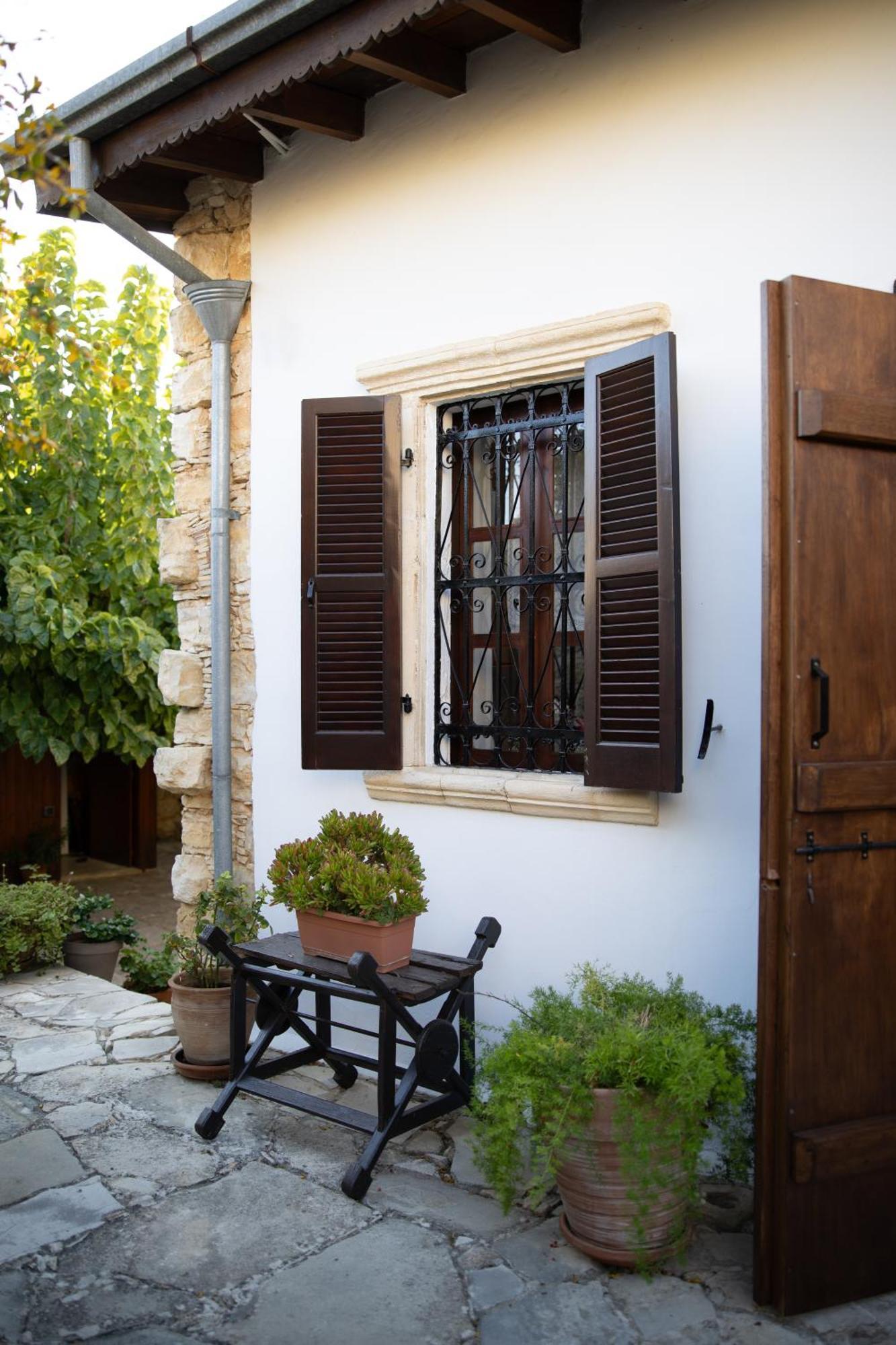 Apanemia Inn House لوفو المظهر الخارجي الصورة